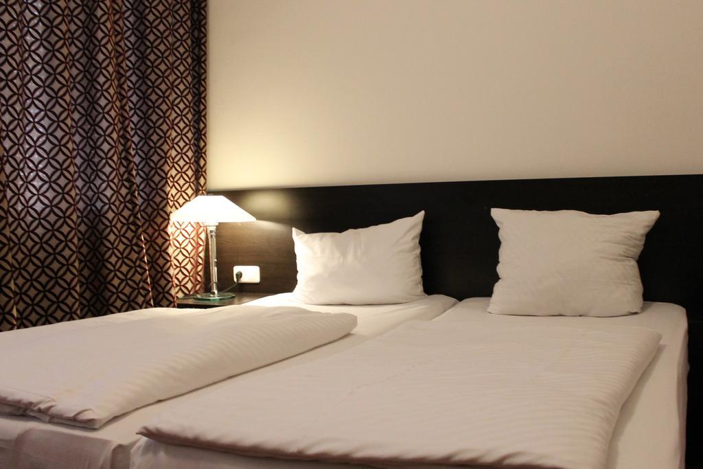 Aariana Hotel Offenbach am Main Exterior foto